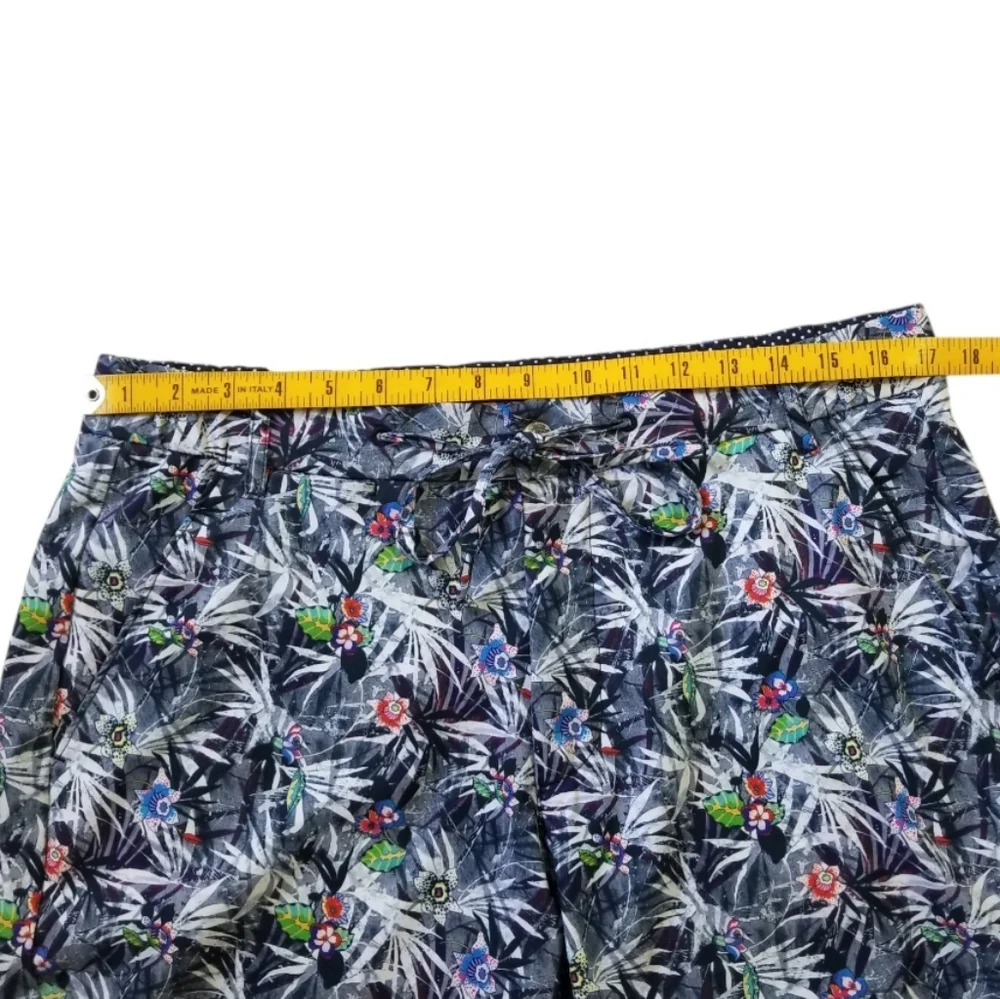 ROBERT GRAHAM Hybrid Shorts Size 34 Classic Fit Floral Casual Boardshorts
